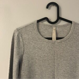 Babaton Waffle Knit Longsleeve - M Heather grey